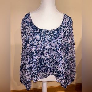 Abercrombie and Fitch Flowy Floral Blouse SIZE LARGE